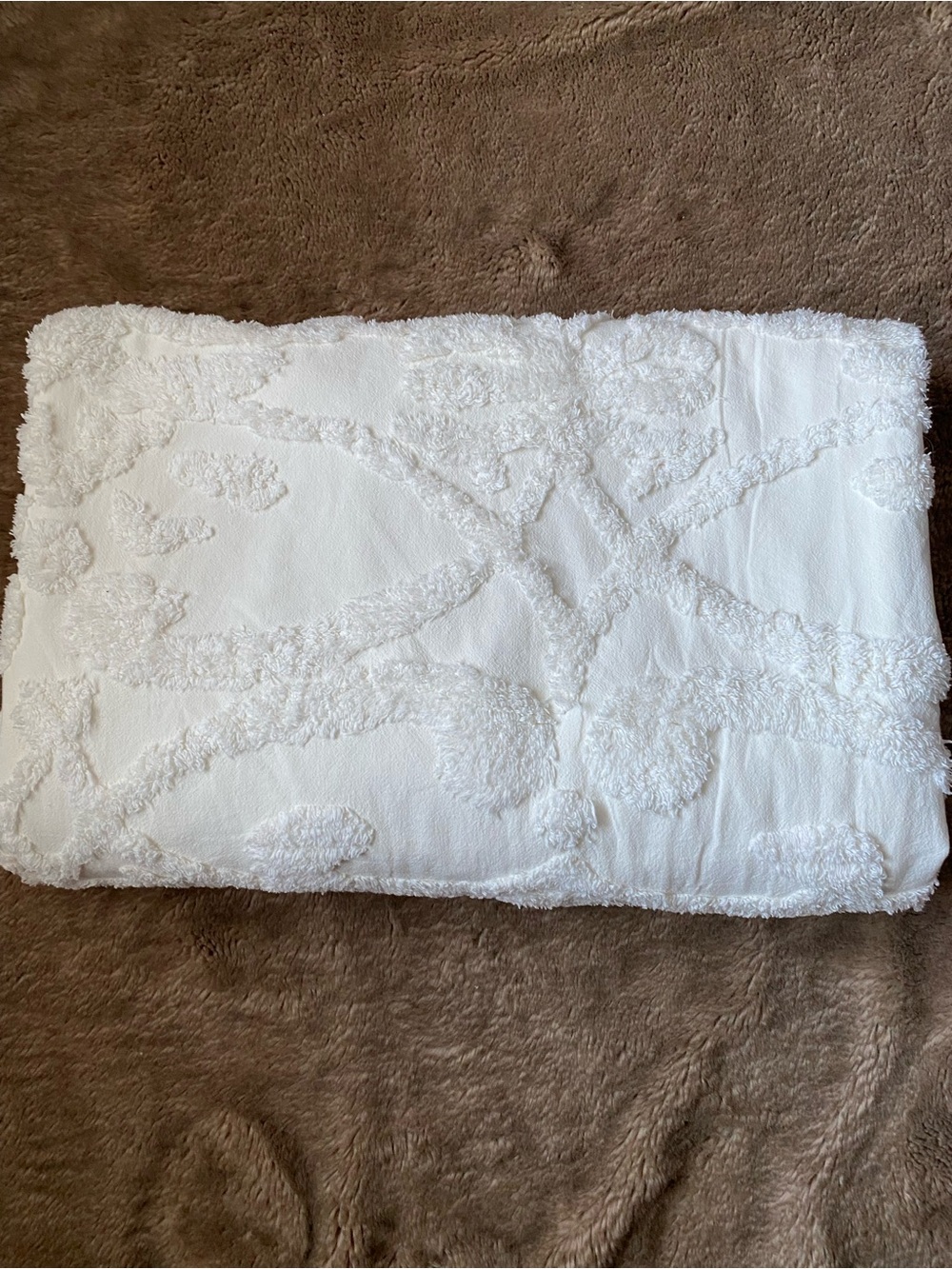 100%Cotton Plush White Textured Chenille Comforter -